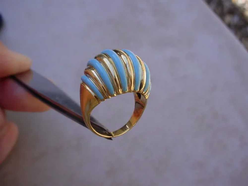 Beautiful 18K Gold Dome Ring w/ Vitreous Sky Blue… - image 4