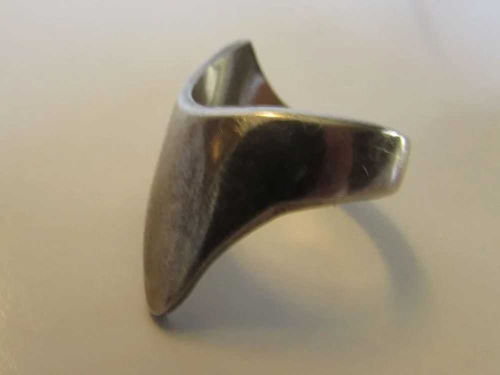 Sterling Silver Modernist Designer Signed Ring - image 8