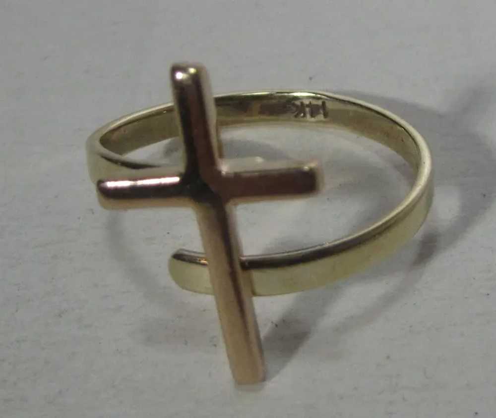 14 Karat Yellow Gold Cross Ring - image 5