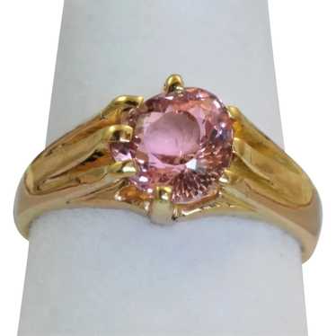 18 CT London 1901  Pear Shaped 1.82 CT Pink Tourma