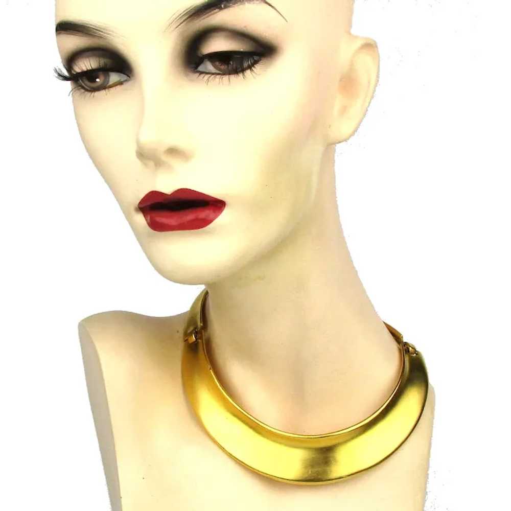 Vintage Bijoux Designs N.Y. Goldtone Band Necklace - image 2