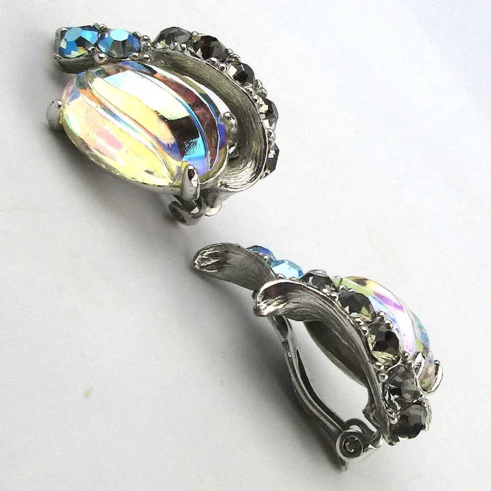 Brilliant Schiaparelli Rhinestone Clip Earrings - image 4