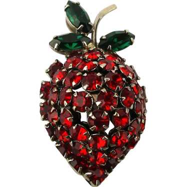 Vintage Warner Strawberry Rhinestone Fruit Pin Br… - image 1