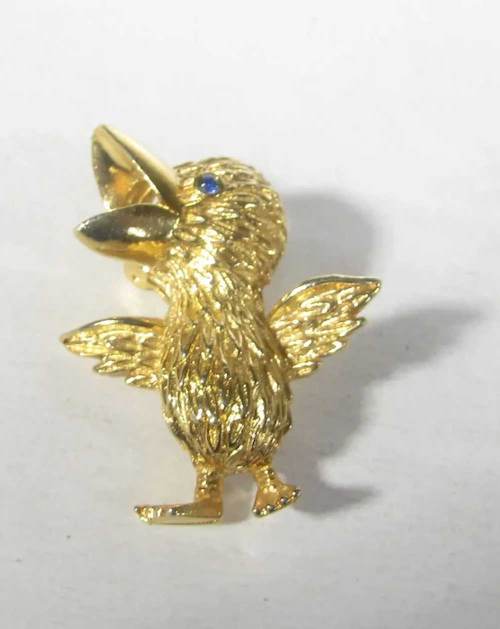 Vintage Gold Tone Chick Pin With Blue Crystal Eye… - image 3