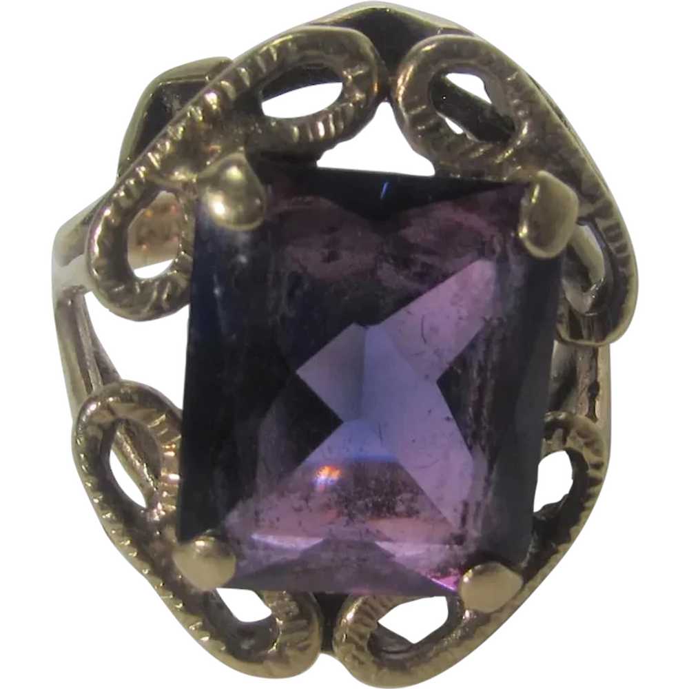 10 Karat Yellow Gold Amethyst Ring - image 1