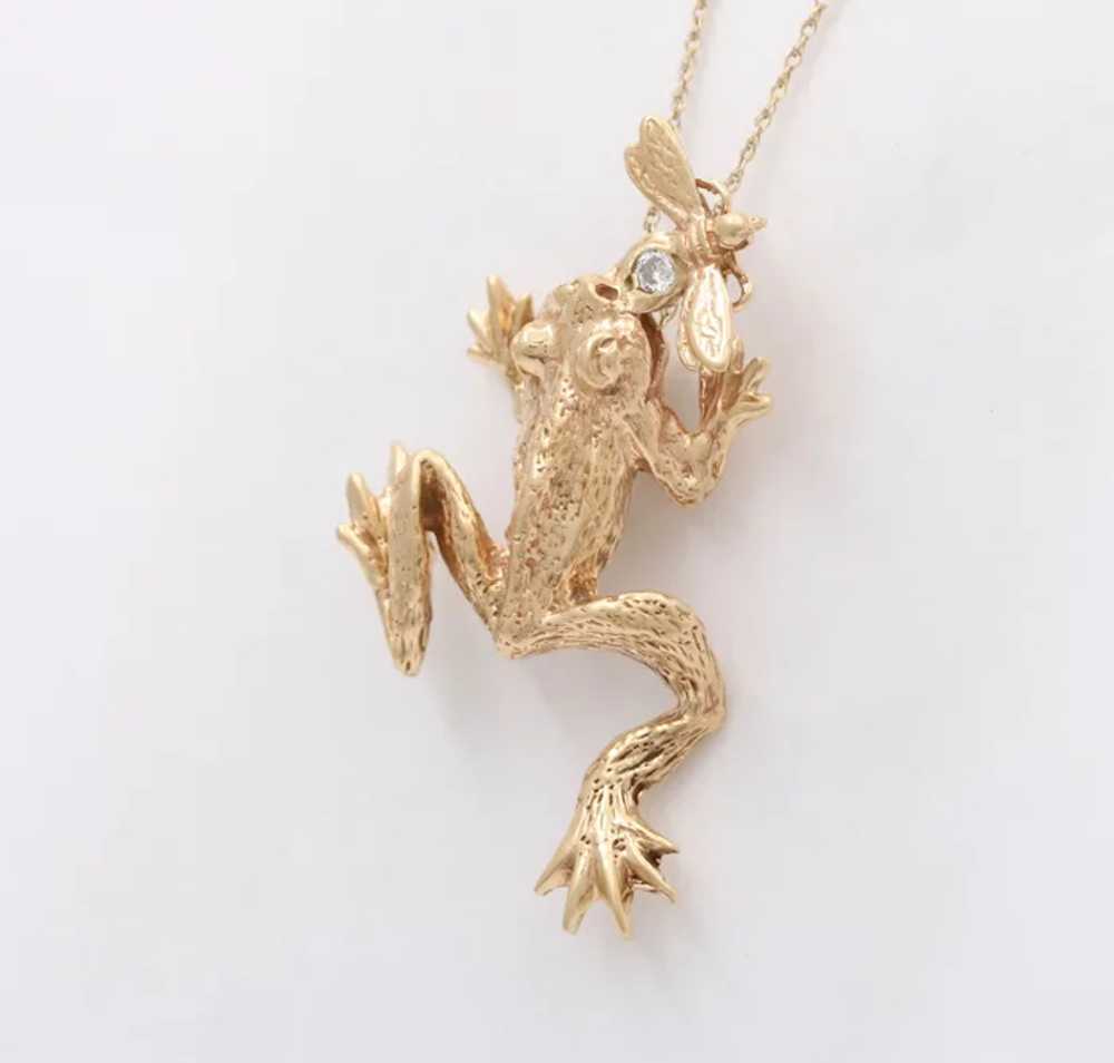 Vintage Frog Eating a Bee Diamond 14K Yellow Gold… - image 2