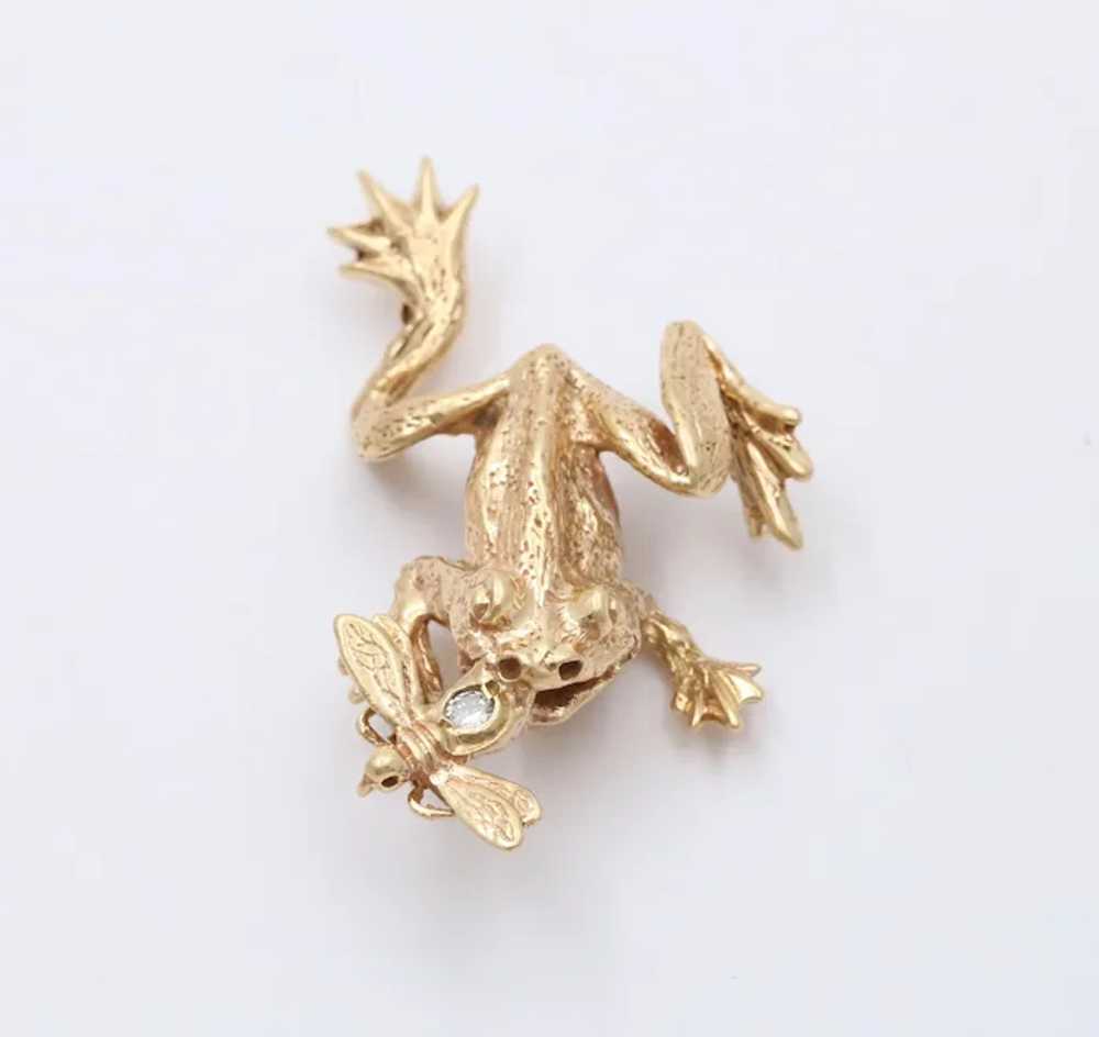 Vintage Frog Eating a Bee Diamond 14K Yellow Gold… - image 4