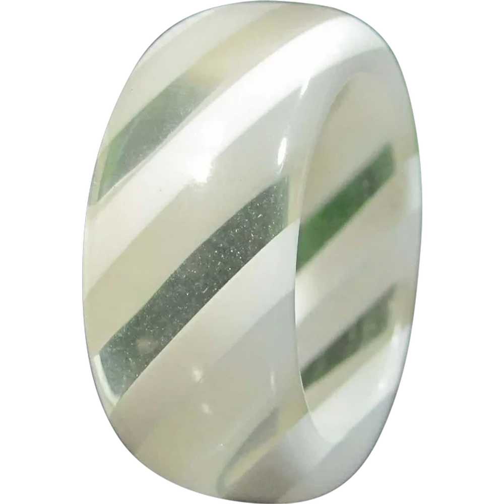 Vintage Laminated Lucite SWIRL Ring Striped Clamb… - image 1