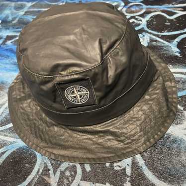 Supreme stone island heat reactive outlet hat