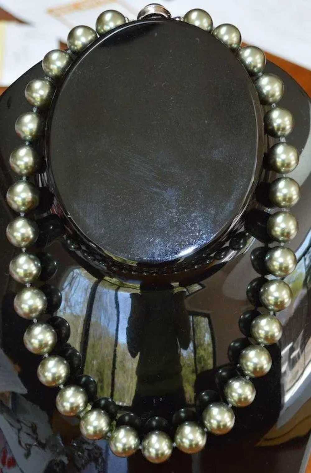 Large Faux Pearl Necklace Choker - image 7