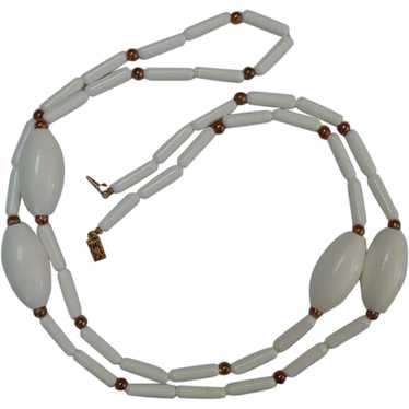 1960's White Bead Necklace - image 1