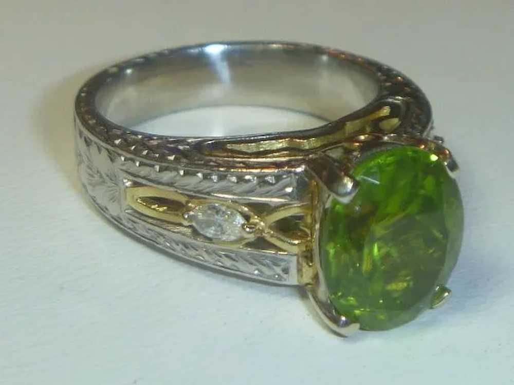 Vintage 4.60 Ct. Peridot, Diamond, Platinum and 1… - image 8