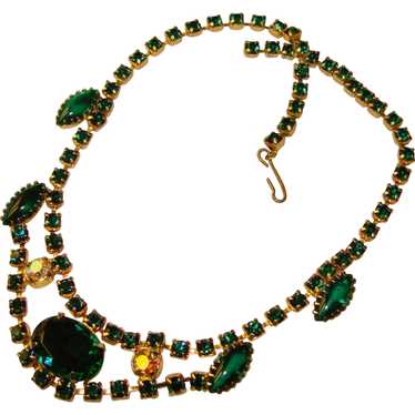 Fabulous GREEN Rhinestone Vintage Necklace - image 1