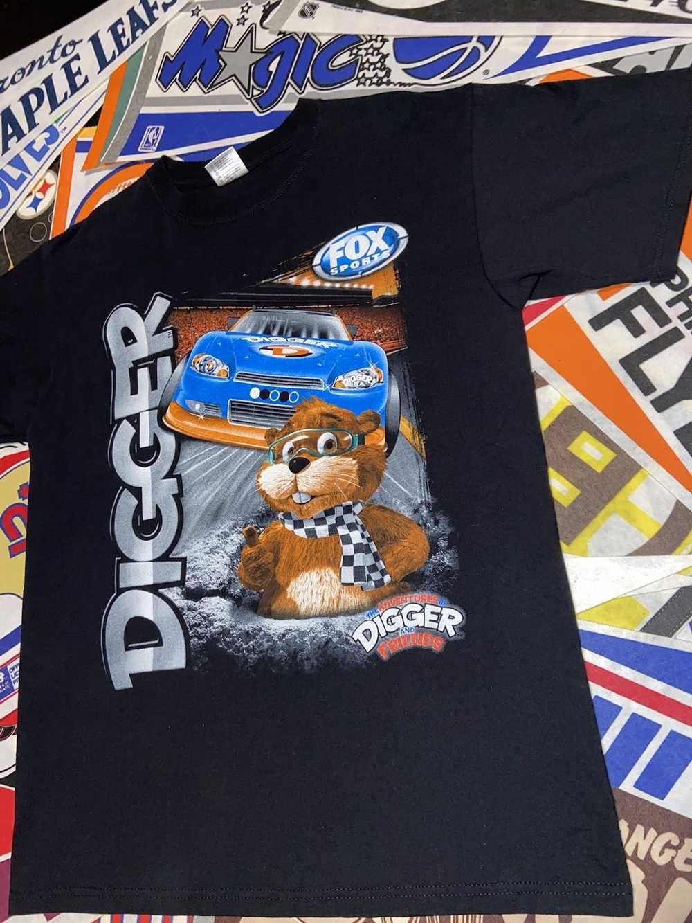 Chase Authentics Digger Fox News racing tee - image 1