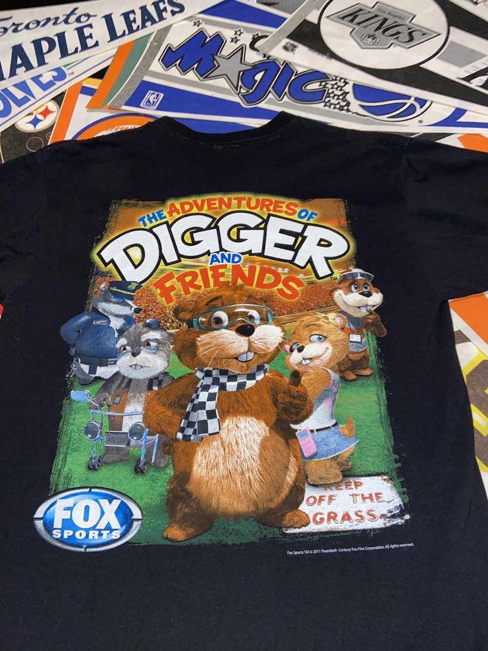 Chase Authentics Digger Fox News racing tee - image 3