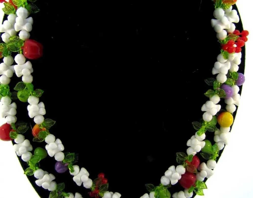 Vintage long plastic bead Necklace with plastic f… - image 3
