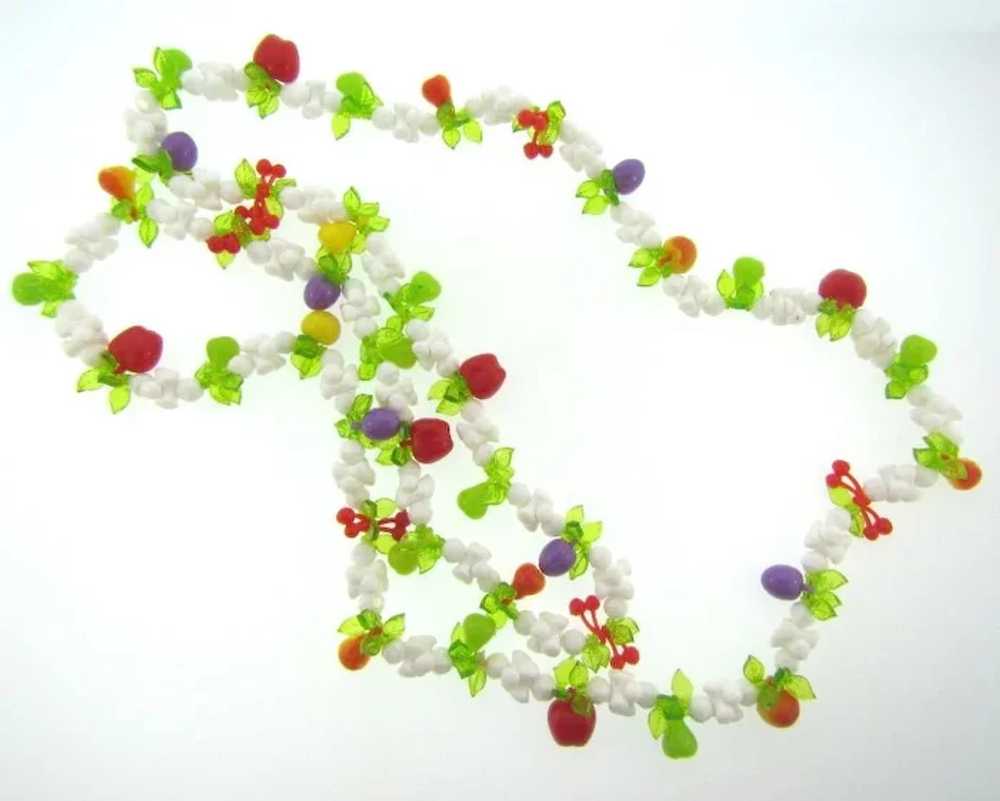 Vintage long plastic bead Necklace with plastic f… - image 4