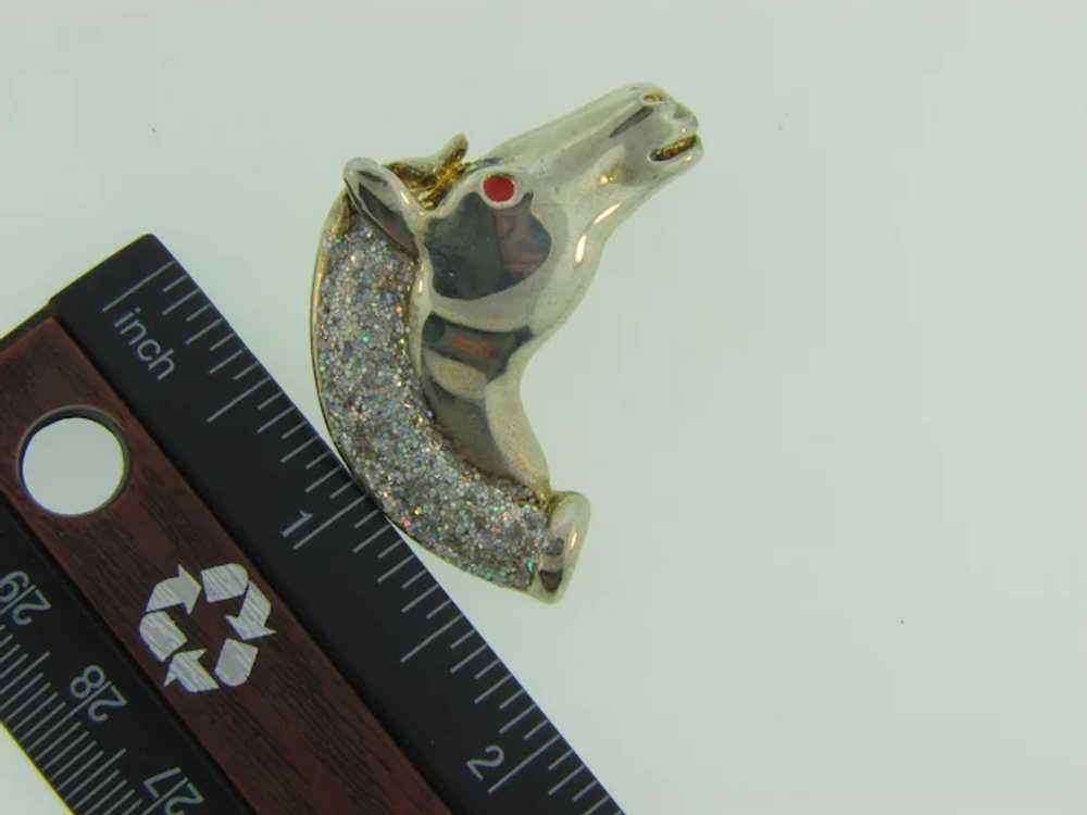 Vintage horse head silver tone Brooch with gold t… - image 4