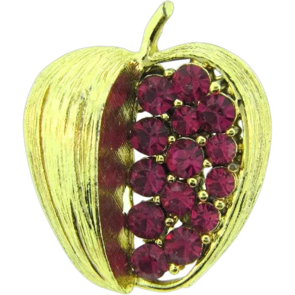 Vintage figural apple Brooch with fuchsia rhinest… - image 1