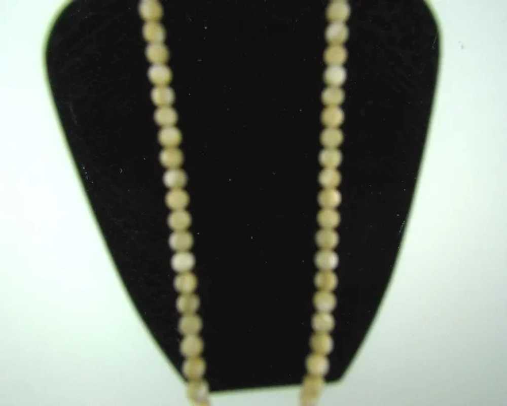 Vintage Mother of Pearl bead Necklace - image 2