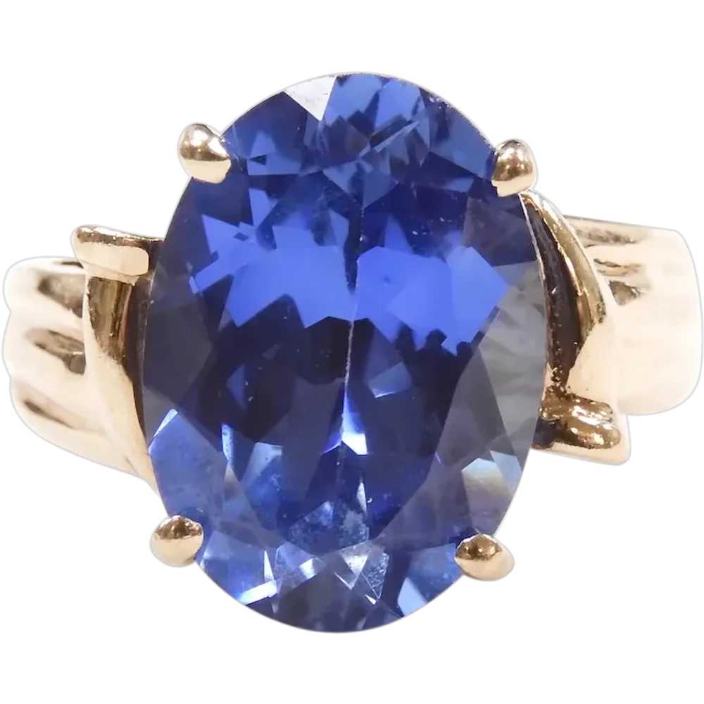 Sapphire 6.89 Carat Solitaire Ring 10k Yellow Gold - image 1
