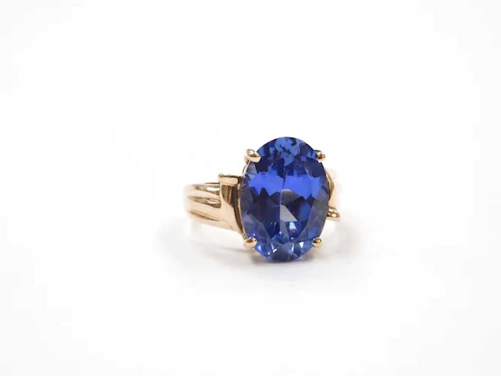 Sapphire 6.89 Carat Solitaire Ring 10k Yellow Gold - image 2