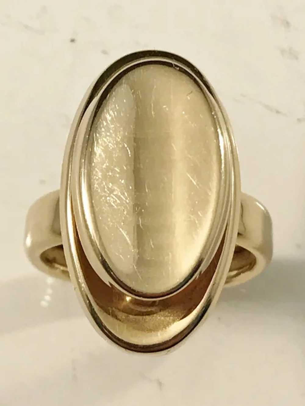 Vintage Arezzo Italy 18k Gold Ring Meander Pattern. Gem