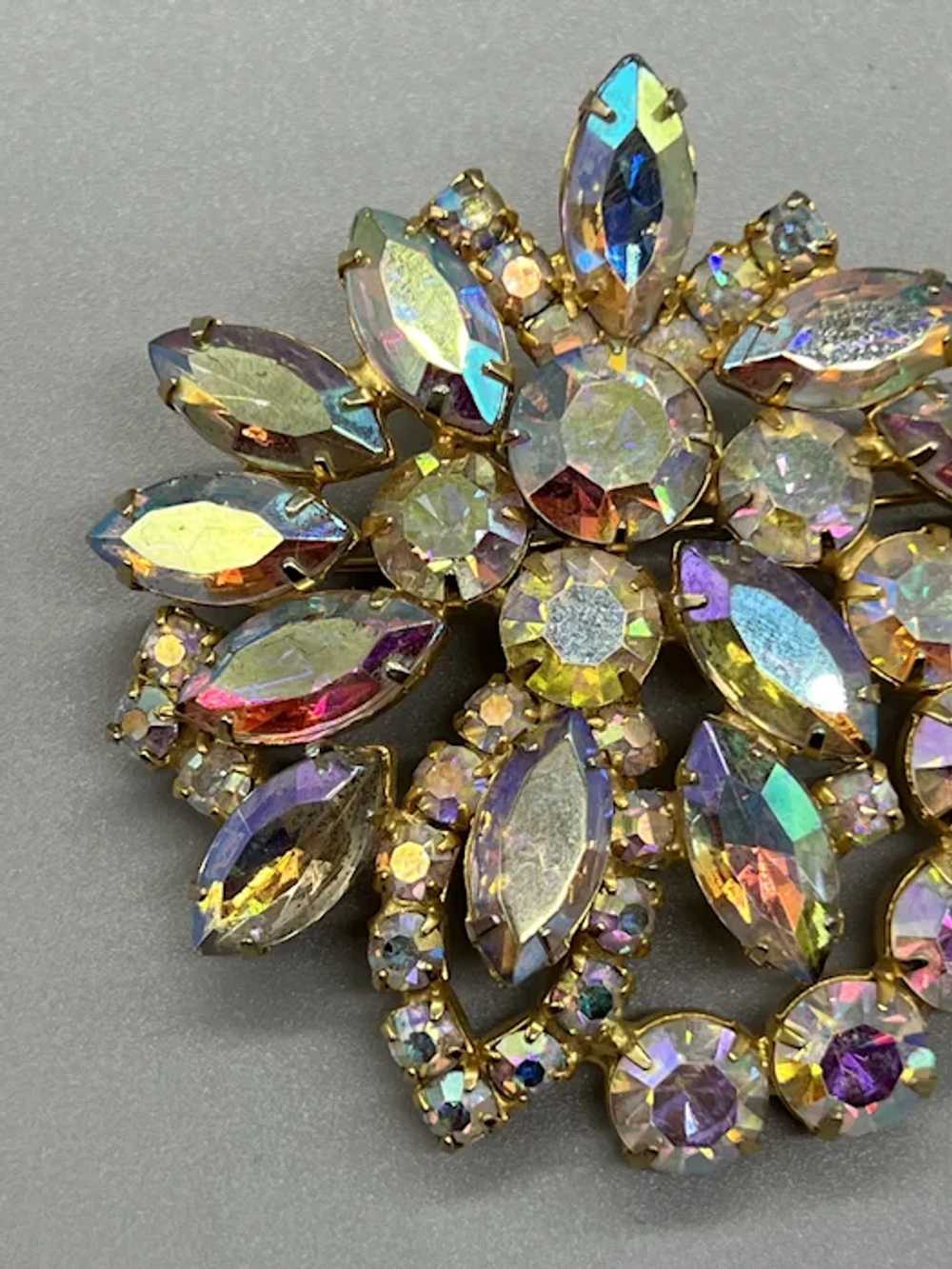 Vintage Large Designer Aurora Borealis Prong Set … - image 4