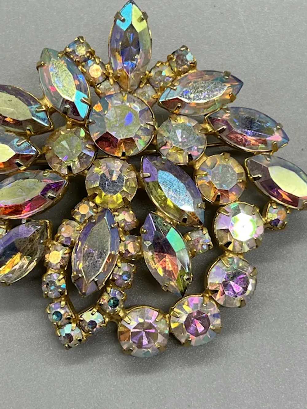 Vintage Large Designer Aurora Borealis Prong Set … - image 5