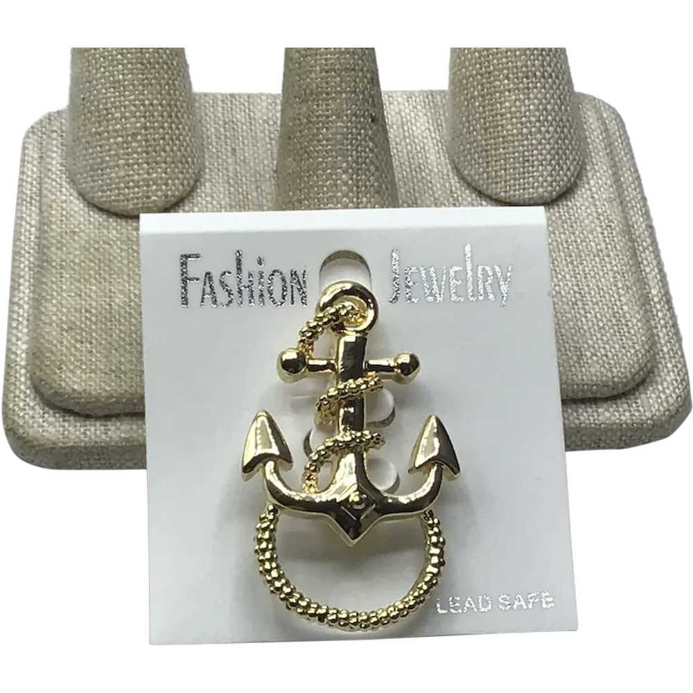 Gold Tone Metal Anchor Brooch NOS - image 1