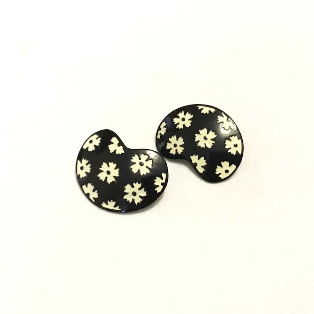 Black Enamel Floral Clip Earrings - image 3
