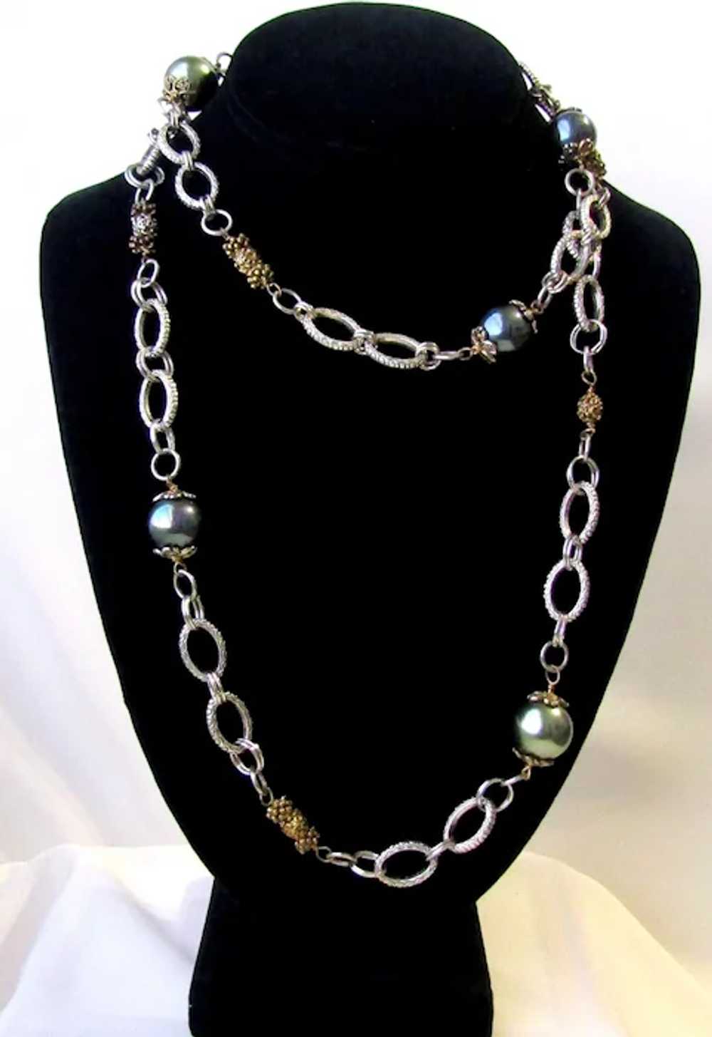 Vintage Faux Gray Pearls Chain Necklace - image 3