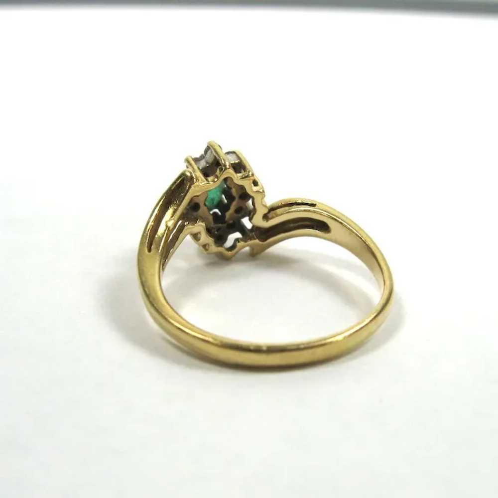 Vintage 14K Yellow Gold Emerald and Diamond Ring - image 4