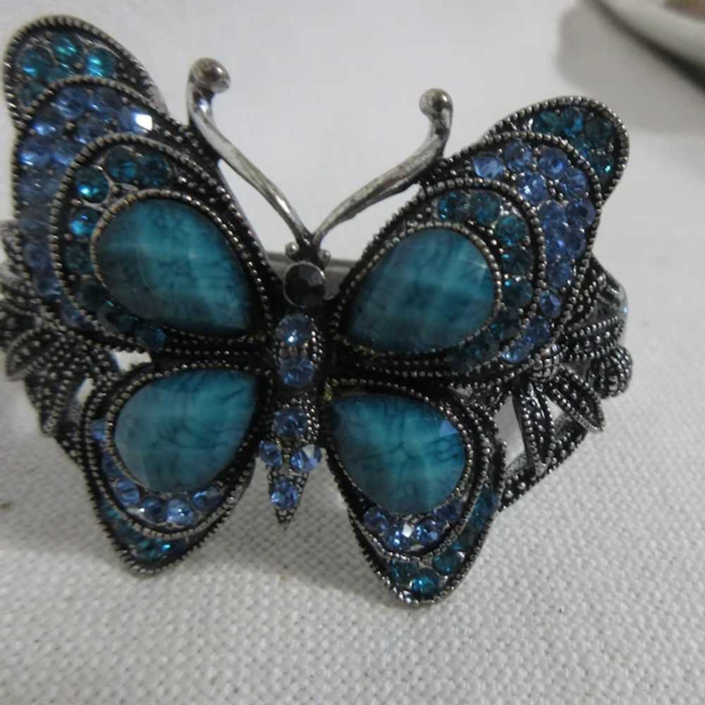 Bright Blue Butterfly Clasp Bracelet - image 6