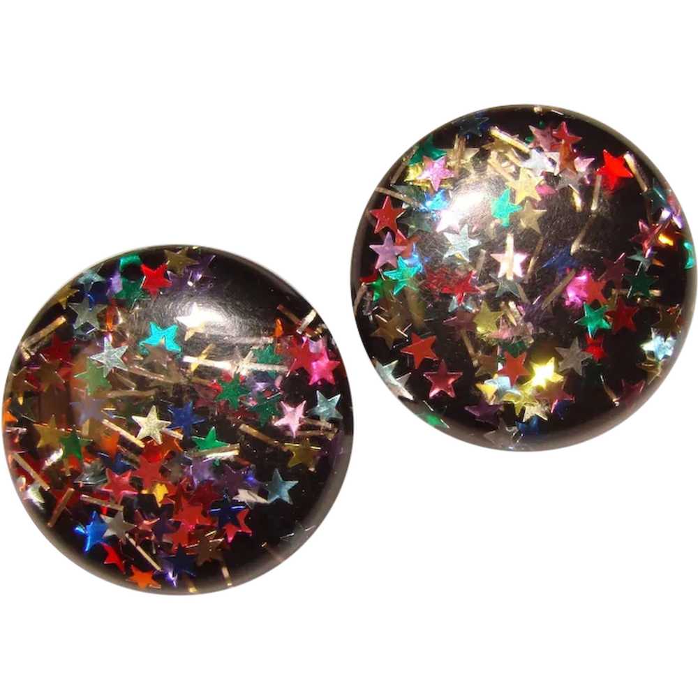 Awesome Colorful CONFETTI LUCITE Vintage Earrings - image 1