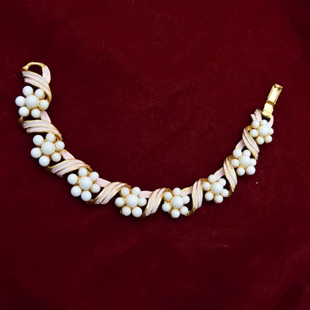 Milk Glass Bead and Enameled Link Bracelet - image 3