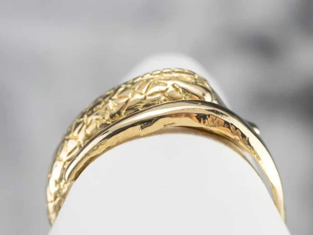 Polished 18 Karat Gold Swan Statement Ring - image 8