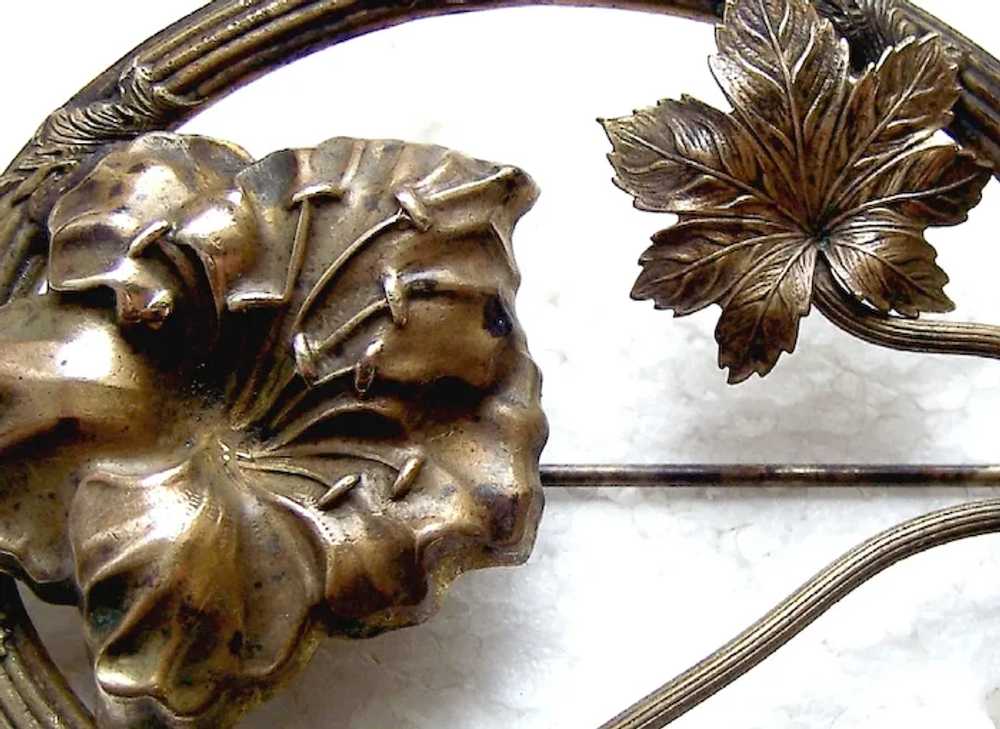 Art Nouveau brooch moulded brass leaf shapes - image 4