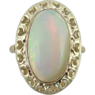 Ladies Filigree Ring with Fine Opal Center