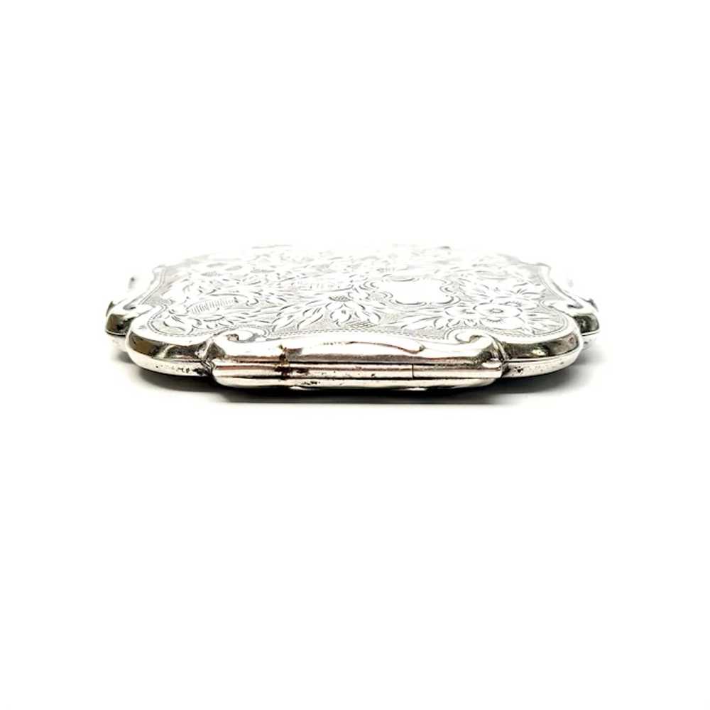 Vintage 900 Silver Floral and Stripe Etched Compa… - image 3