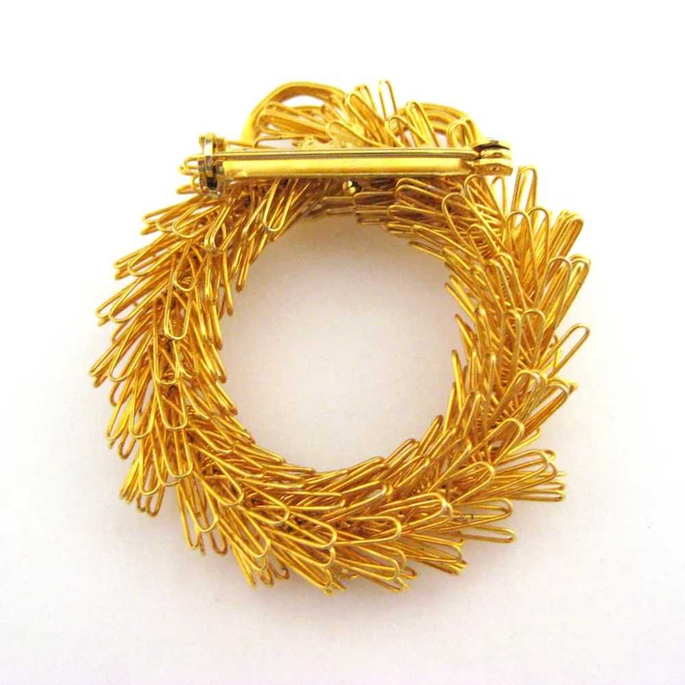 Charming Gold Tone Wirework Christmas Wreath Rhin… - image 3