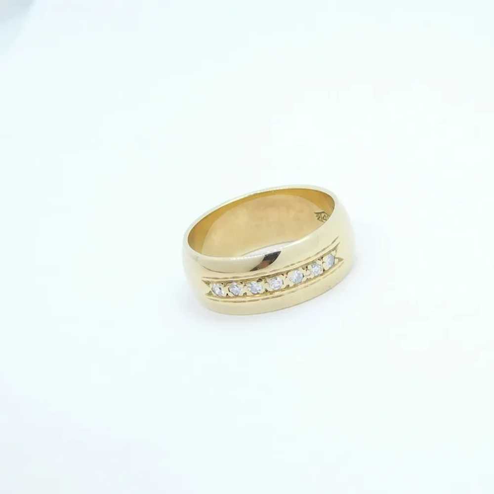 Vintage .14 ctw Diamond Wedding Band Ring 14k Yel… - image 2