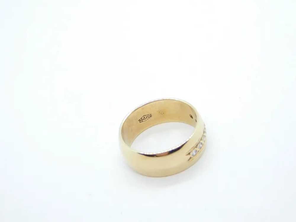 Vintage .14 ctw Diamond Wedding Band Ring 14k Yel… - image 4