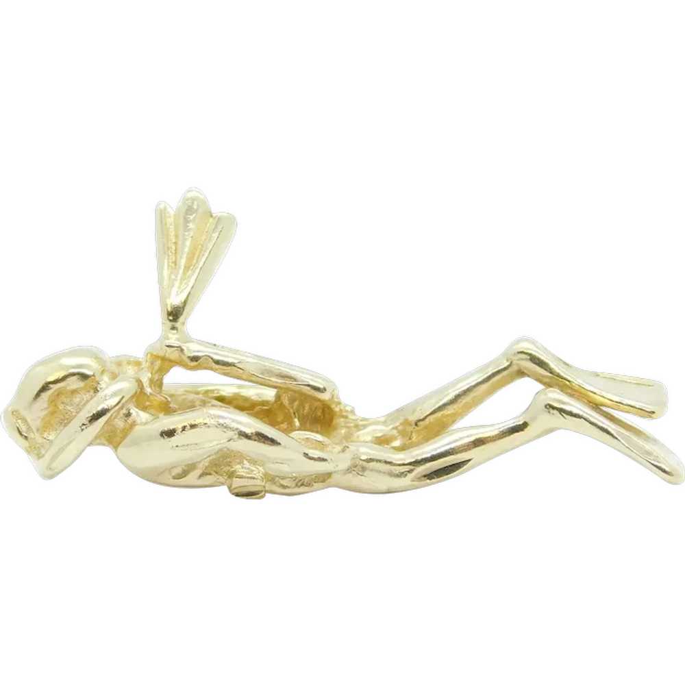 Scuba Diver Pendant 14k Yellow Gold - image 1