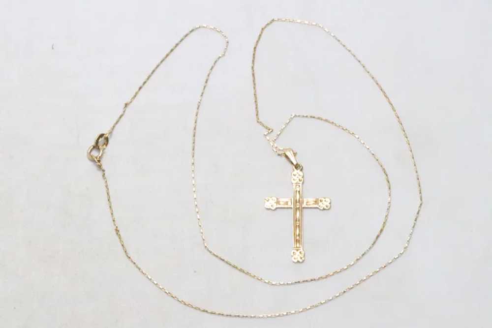 Vintage 14KT Yellow Gold Hand Engraved Cross Neck… - image 3