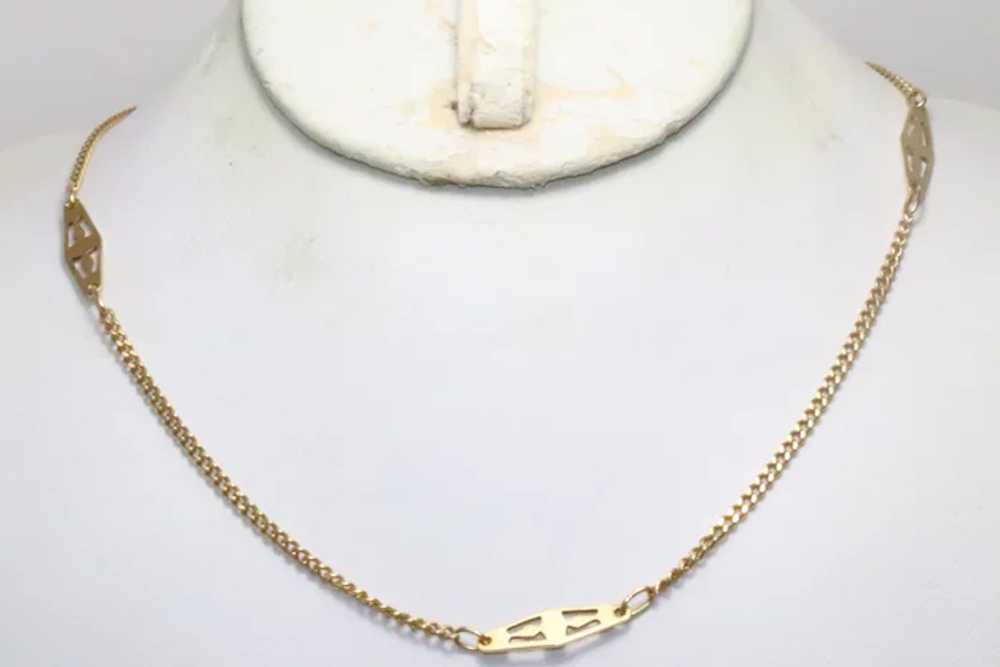 Vintage 18KT Yellow Gold Curb Chain Necklace - image 2