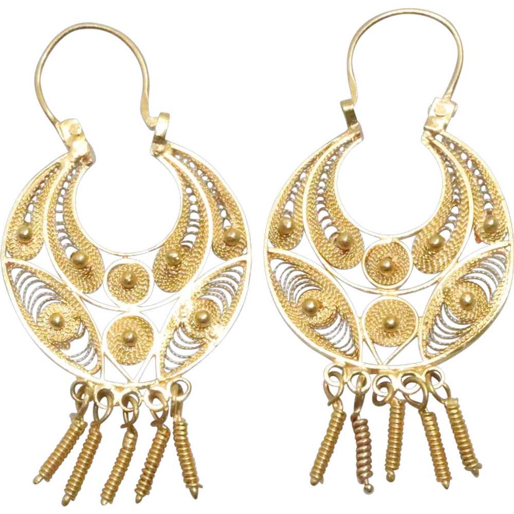 18K Yellow Gold Dangling Filigree Spring Earrings - image 1