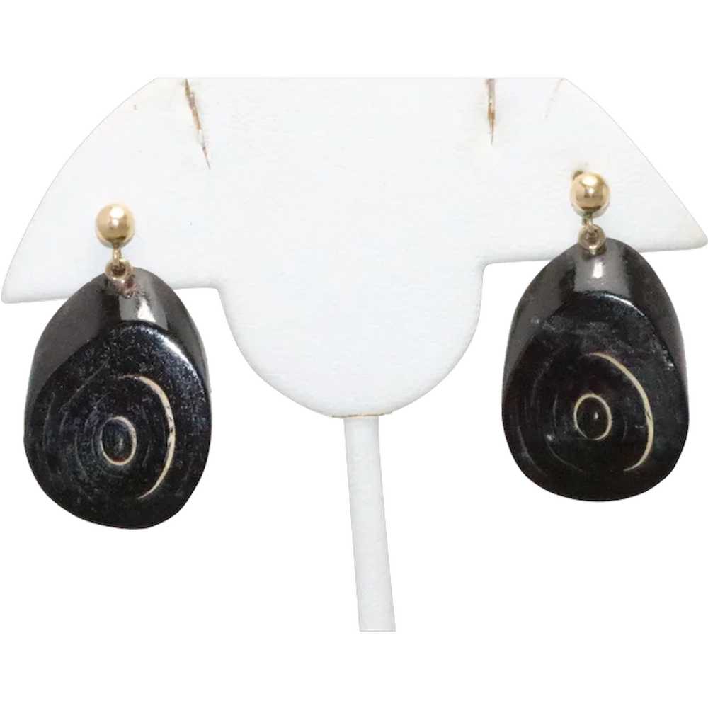 14K Yellow Gold Carved Black Wood Earrings - image 1