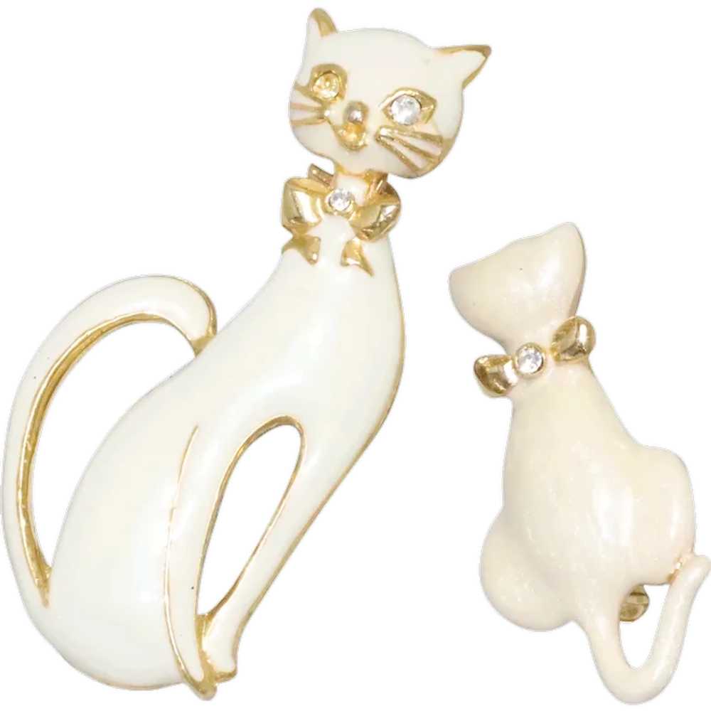 Vintage Gold Tone Bowtie Cats Brooches - image 1