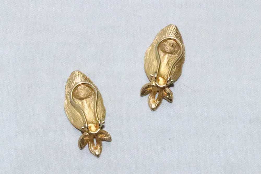 Vintage Leaf Brooch and Earrings Jewelry Set - image 8